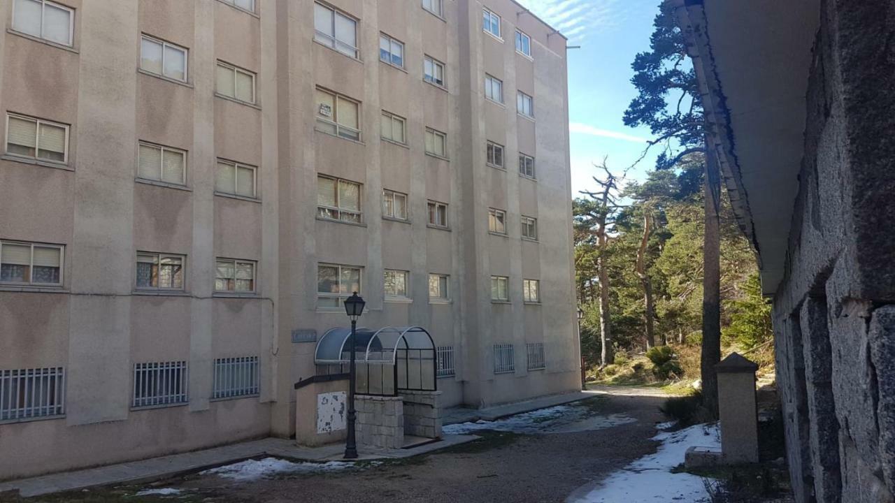 Estudio Romantico En Puerto De Navacerrada Cercedilla Exterior photo